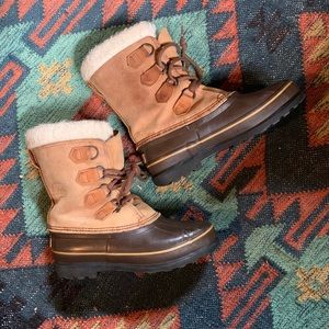 🌸 Super Cute 🥾 Sorel Alpine Boots!